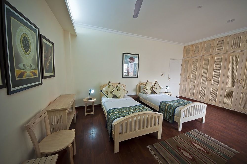Colonel'S Retreat At The Airport Bed & Breakfast Yeni Delhi Dış mekan fotoğraf