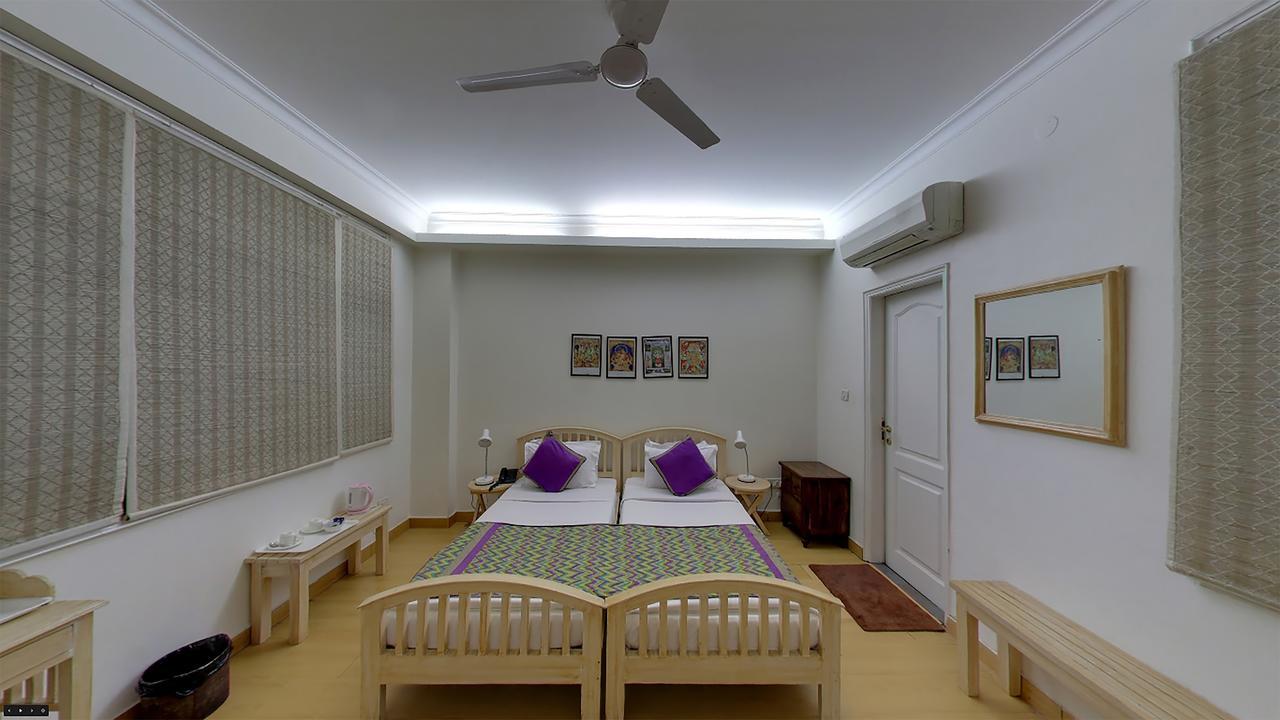Colonel'S Retreat At The Airport Bed & Breakfast Yeni Delhi Dış mekan fotoğraf
